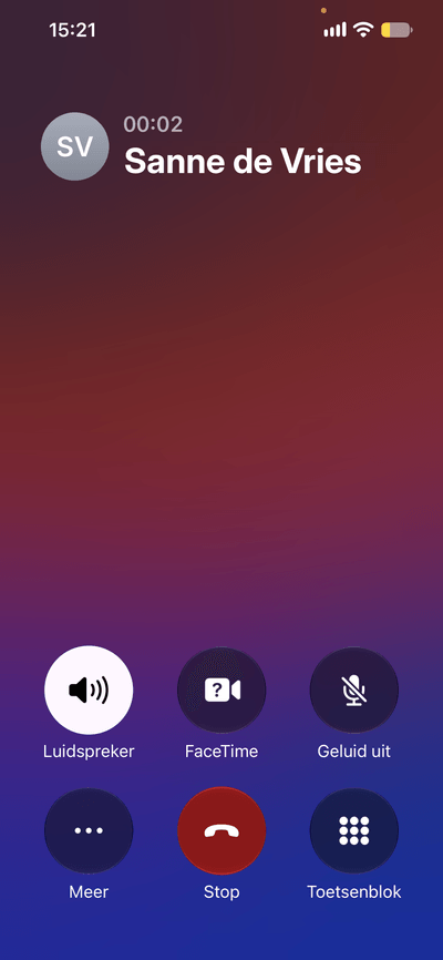 Stap 1 op een iPhone: Je zit in een gesprek